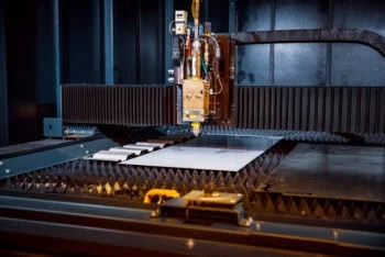 CNC Laser Cutting Machine Cutting Metal CNC Laser Cutting Machine Cutting Metal
